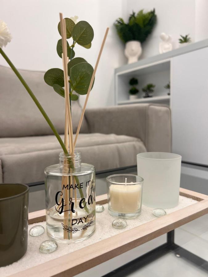 Luxury Black And White Interior Apartments Каламата Екстериор снимка